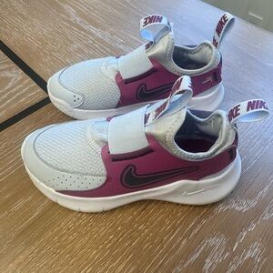 Nike Flex Runner 3 Slip-On Sneakers Girls 12C White Pink